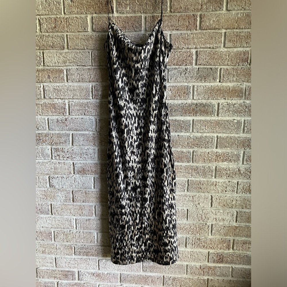 Express Black and White Midi Dress